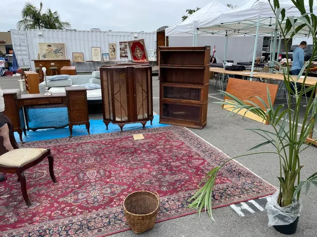🆘 OMG! San Diego's Hidden Gem for Vintage Lovers!