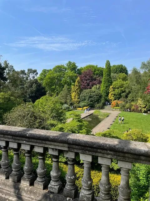 A Hidden Garden Sanctuary in London