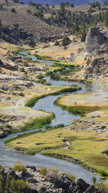 395🛣️ What Color is Nature Today? – Hot Creek Edition 🍁🌄