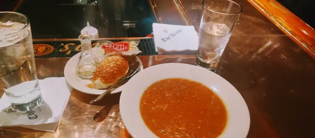 🌟 The Drake - A Grand Welcome! 🏨✨