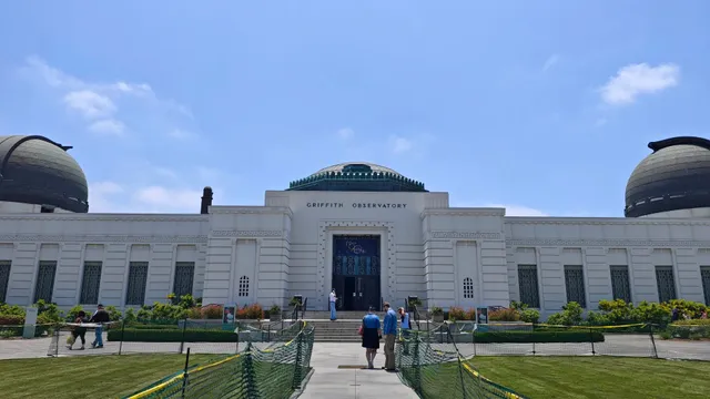 🌌🔭 Griffith Observatory: Touch the Stars in LA’s Sky High Oasis! (1)