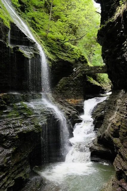 A 2-Hour Waterfall Wonderland (No Shuttle Needed!)​​ 🌊⛰️