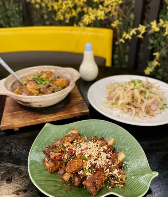 New York restruant--698 Cafe 新東溢豐