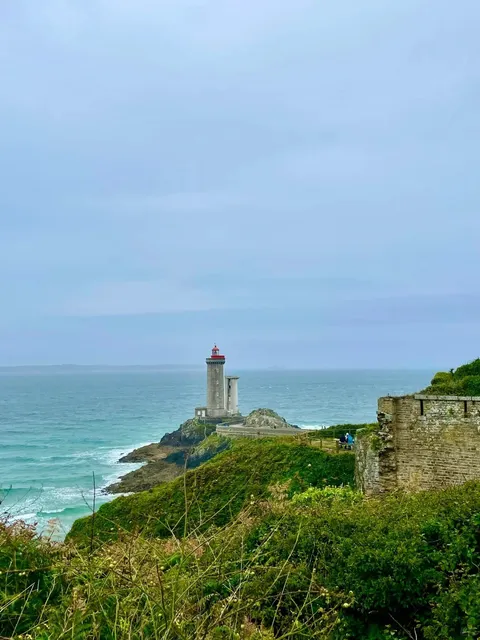 🇫🇷 Paris to Brest Adventure: Public Transport Edition 🚆🌊