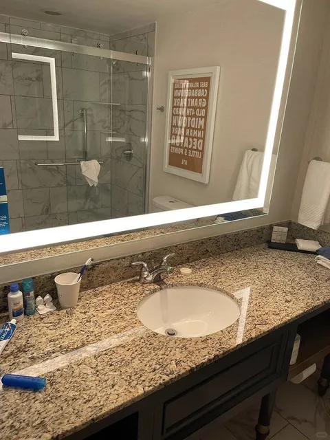 🏩 ATL Student-Friendly Budget Hotel 💰