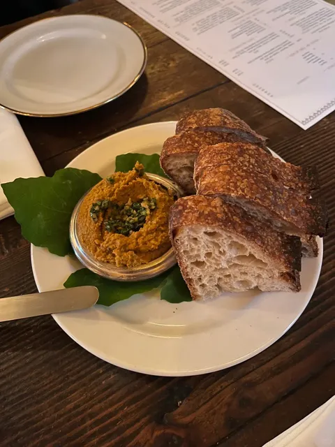 Seattle Dining Review 🍷 | A Romantic Century-Old House 