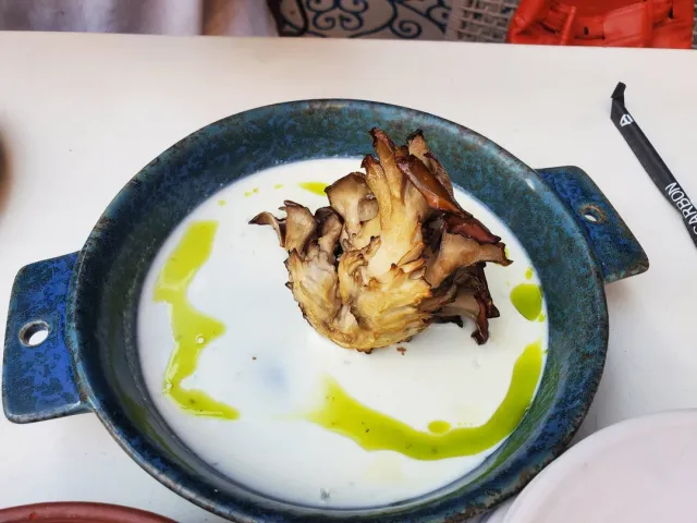 🌆 Great Tapas & Vibes! 🍷✨