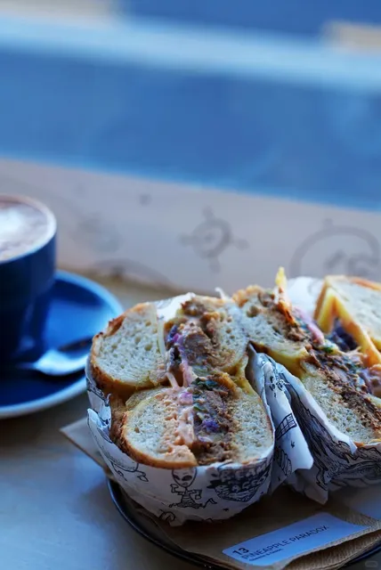 Dunedin's "Top-Rated" Bagel Spot Review 🥯✨