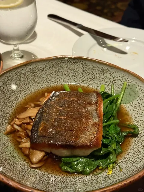 🇺🇸｜ A.R. Valentien: An Unexpected Culinary Gem in San Diego! 🌟