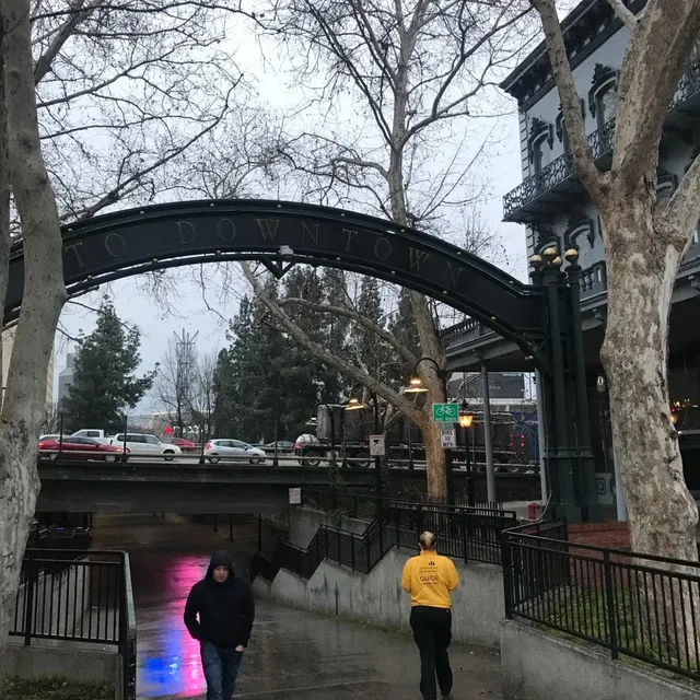 🇺🇸 A Stroll Through Old Sacramento