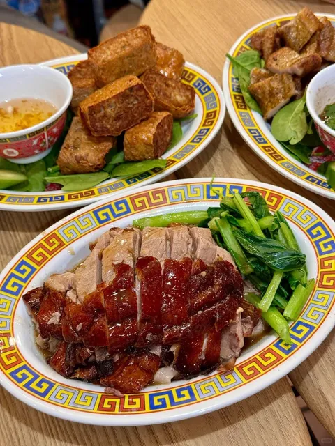 This Hidden Gem in LA is SO Thai & SO Delicious! 🥘✨