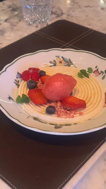 🇮🇹 Columbus Centro｜Italian Restaurant Like a Secret Garden