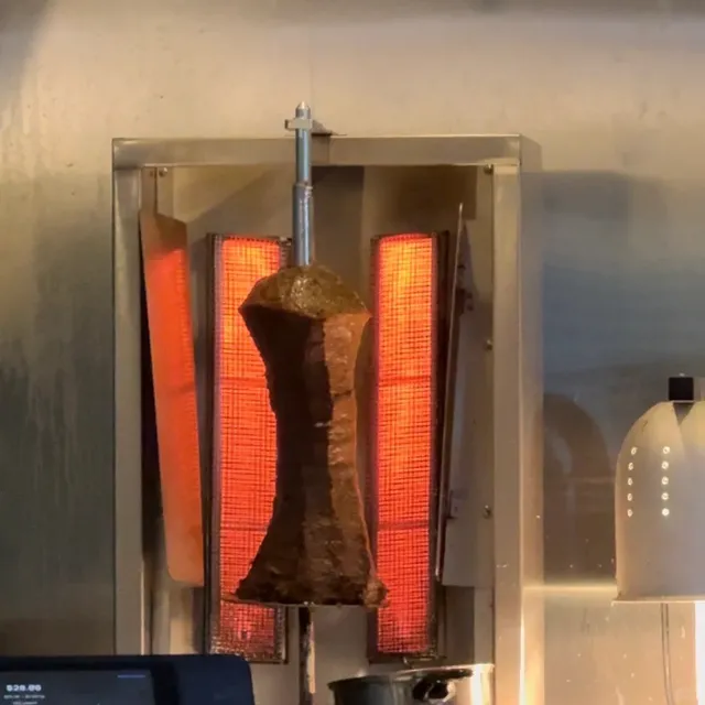 OMG Madison Has Shawarma Too! | Late-Night Food Adventure