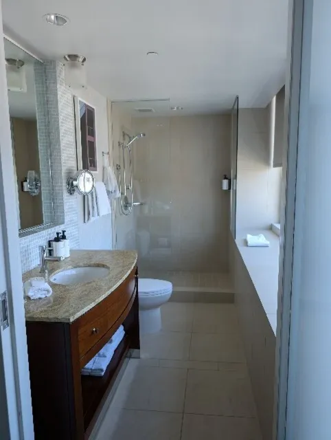 A Room with a View – Downtown SF Gem! 🌆🏨