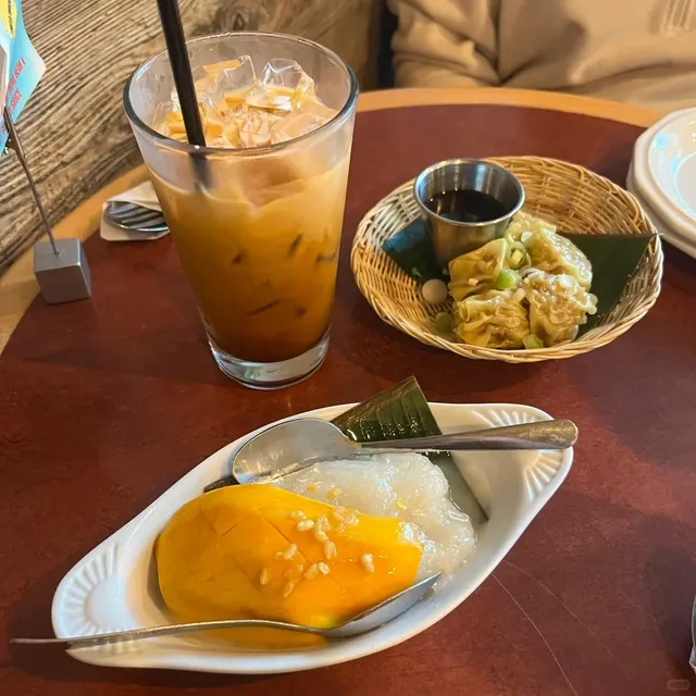 Monsoon Siam – Underrated Thai Gem in Madison? 🇹🇭✨