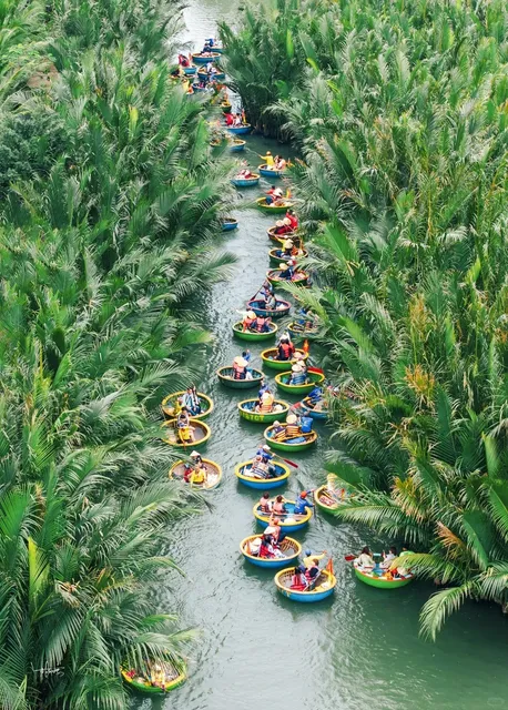 🇻🇳 Hoi An's Viral Coconut Basket Boat Adventure! 🥥🚣
