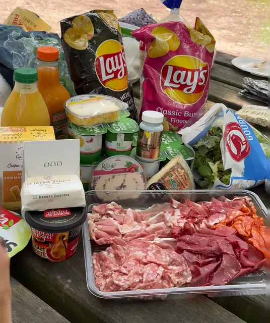 Weekend Picnic in the Paris Suburbs 😍 Tree Climbing!