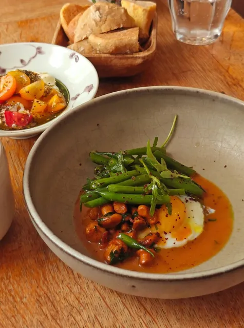  Charming French Restaurant in Paris
