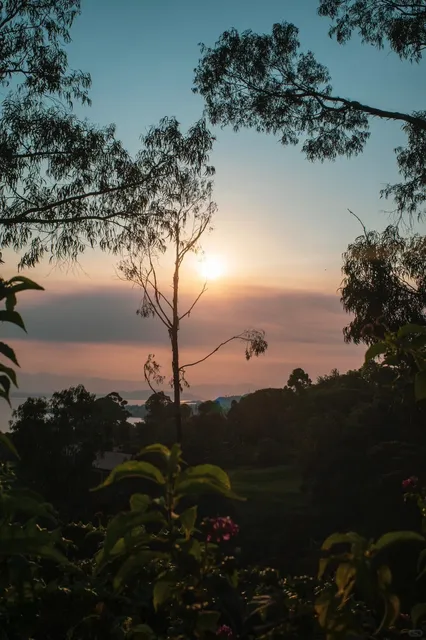 🇷🇼 Rwanda's Hidden Gem: Nengo Trail Hike (Gisenyi) 