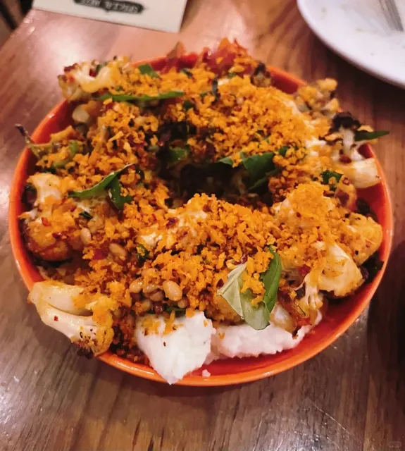 Boston Food Review: Sarma Restaurant 🍽️✨