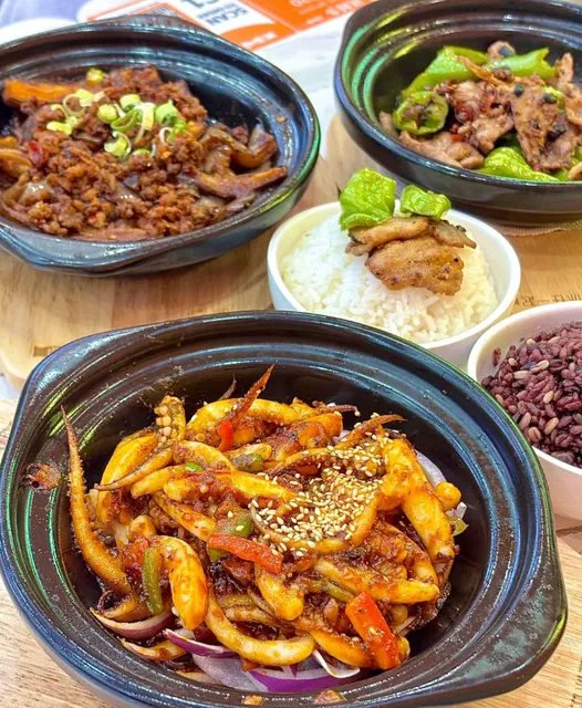 🍲 Vancouver’s NEW Sizzling Clay Pot Sensation – Fish With You Review!