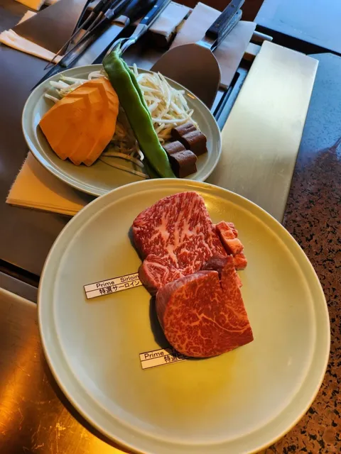 Teppanyaki Akasaka Steakhouse 🌟