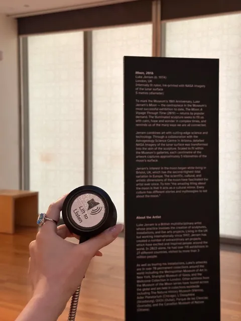 The big moon is back in Toronto 🌝