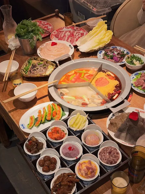 It felt like I was transported back to China with this hotpot🍲