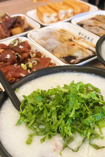 Richmond’s Best Rice Rolls: Yin Ji Chang Fen’s Silk-Smooth Delights! 