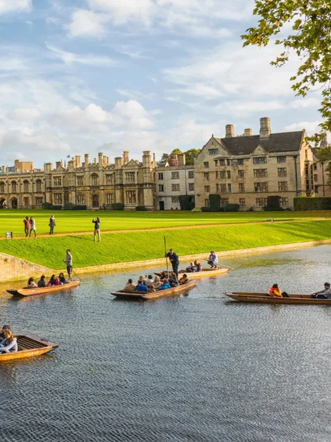 🇬🇧 One Post Is All You Need for a Cambridge City Walk! 🚶‍♀️📚