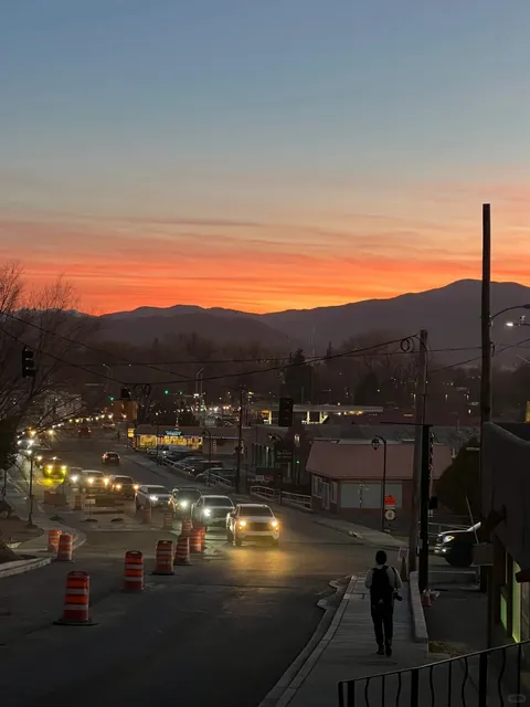 Taos One-Day Guide 🧜