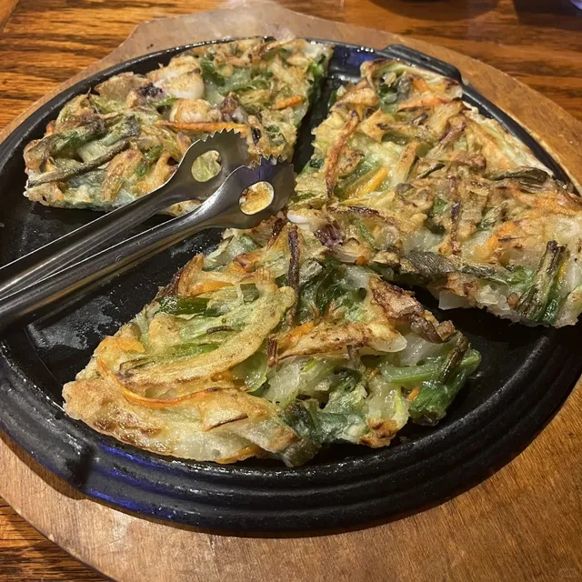 Atlanta Food Exploration | The Ultimate Seafood Pancake in Town‼️