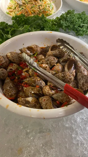 🍽️ Columbus Buffet Gem: The Feast Buffet! 🍣