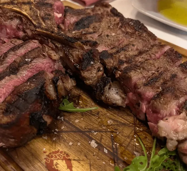 You can enjoy Australian Wagyu beef in Florence.
