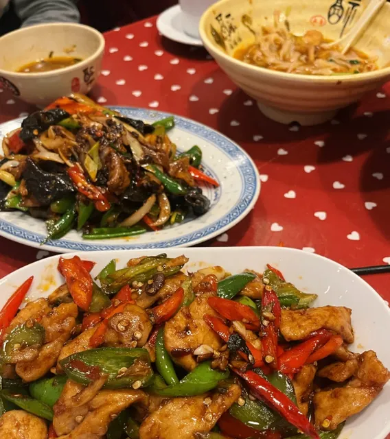 🇫🇮 This must be the best Hunan food in Finland