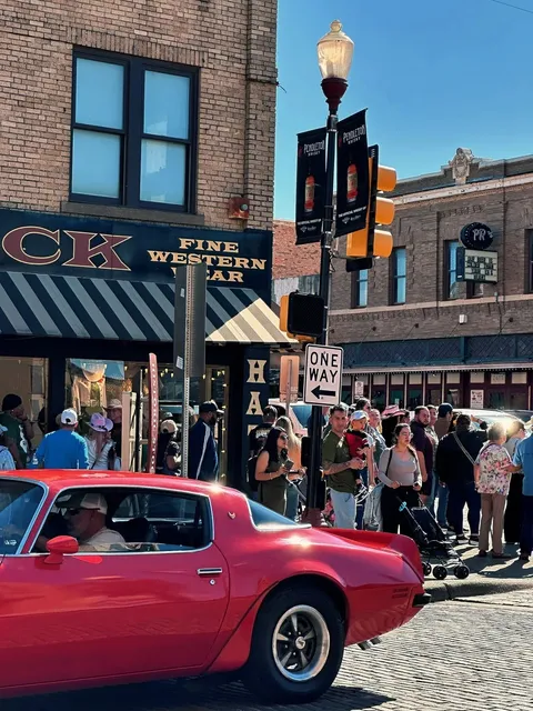 Must-Visit in Texas: Cowboy Town for a Taste of the Wild West 🤠🐂