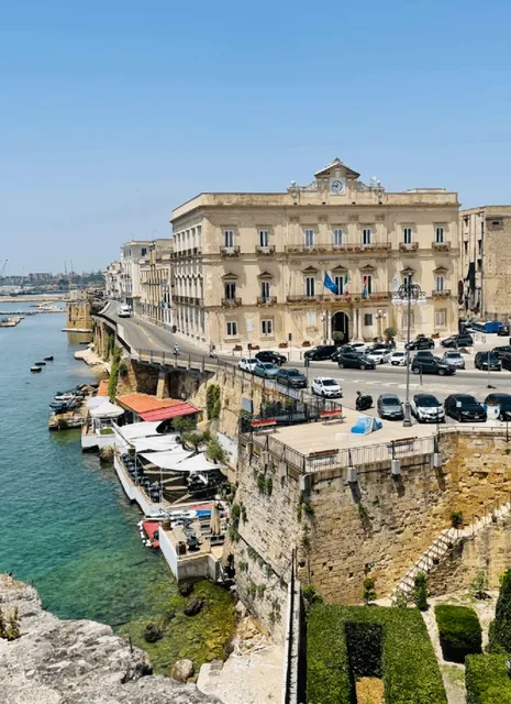 The Gastronomic Delights of Taranto: A Mediterranean Feast