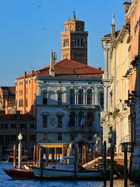 Venice: The Only City in the World Without Cars or Roads 🌊