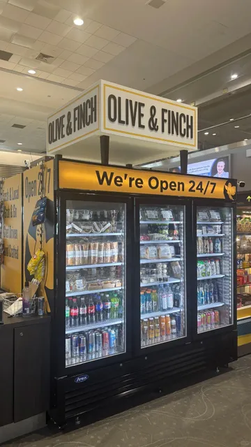 Denver Airport | Surprisingly Amazing Bagel at Einstein Bros! 🥯✨