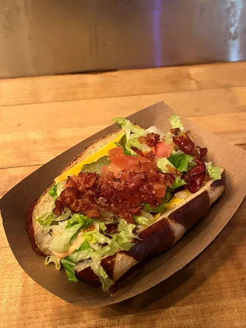 This hot dog place in New York killed the game!😭