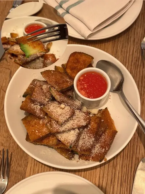 😆 Finally, I got to try the adorable lamb-shaped tiramisu in New York