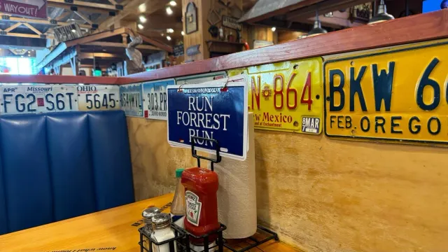 An Amazing Restaurant! 🦞🎬✨