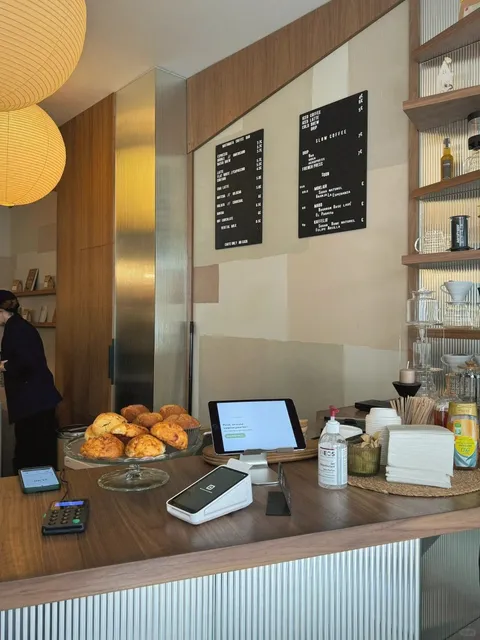 A coffee shop that puts its heart into making coffee is truly healing.