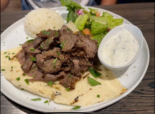 Cincinnati – Middle Eastern Cuisine: Truva Turkish Kitchen 🥙🍷