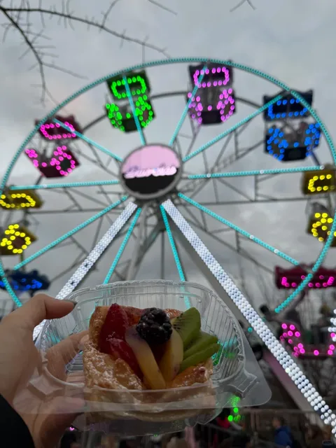 ATL Christkindl Market Lawrenceville 💙❤️