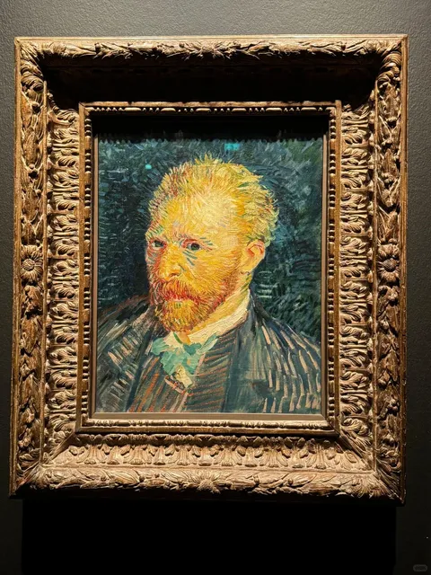 🇬🇧 Cardiff Day Trip | Welsh Cakes + Huge Jelly Cat Store