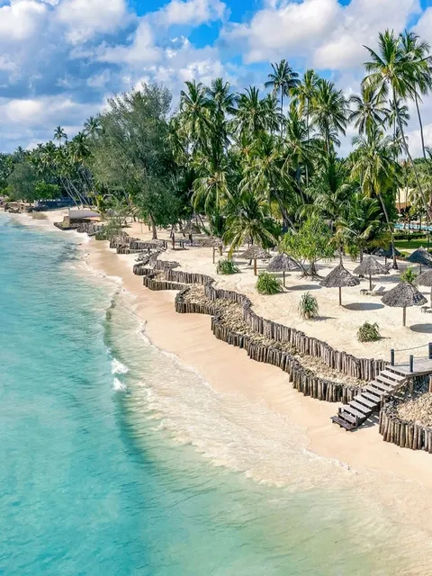 🌊 Zanzibar: The Secret Glasswater Paradise That Outshines Maldives!