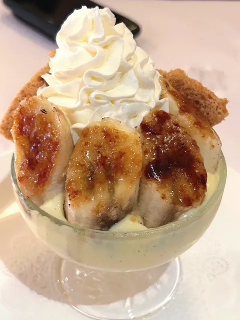 New York | A Cozy Bistro for a Break After a Long Day in Central Park 