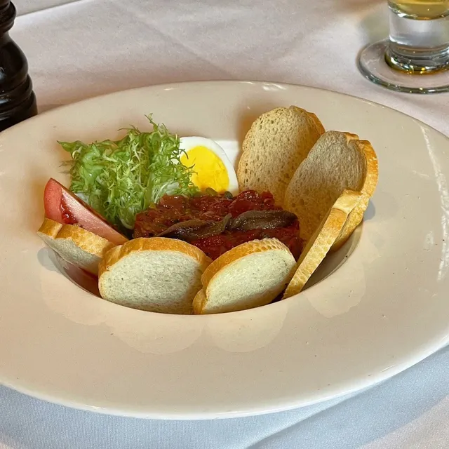 🇨🇦 Whistler | A Highly-Rated Classic Steakhouse in Canada