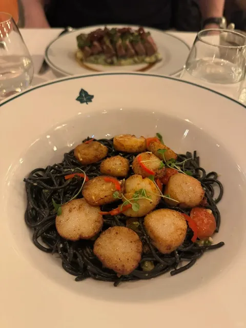 IRELAND 🇮🇪 Dining Out in Dublin 🥰🍽️